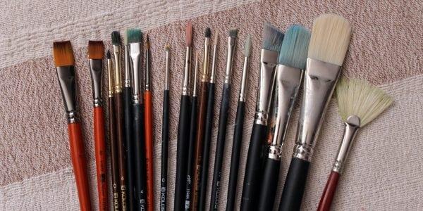 Выбор номера кисти Разнообразие размеров кисточек
